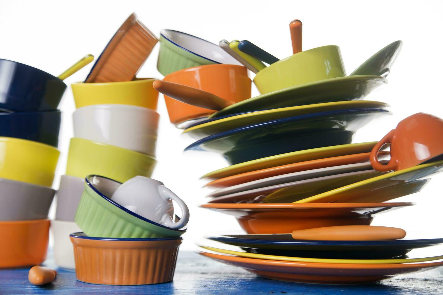 The colors in the kitchen photo