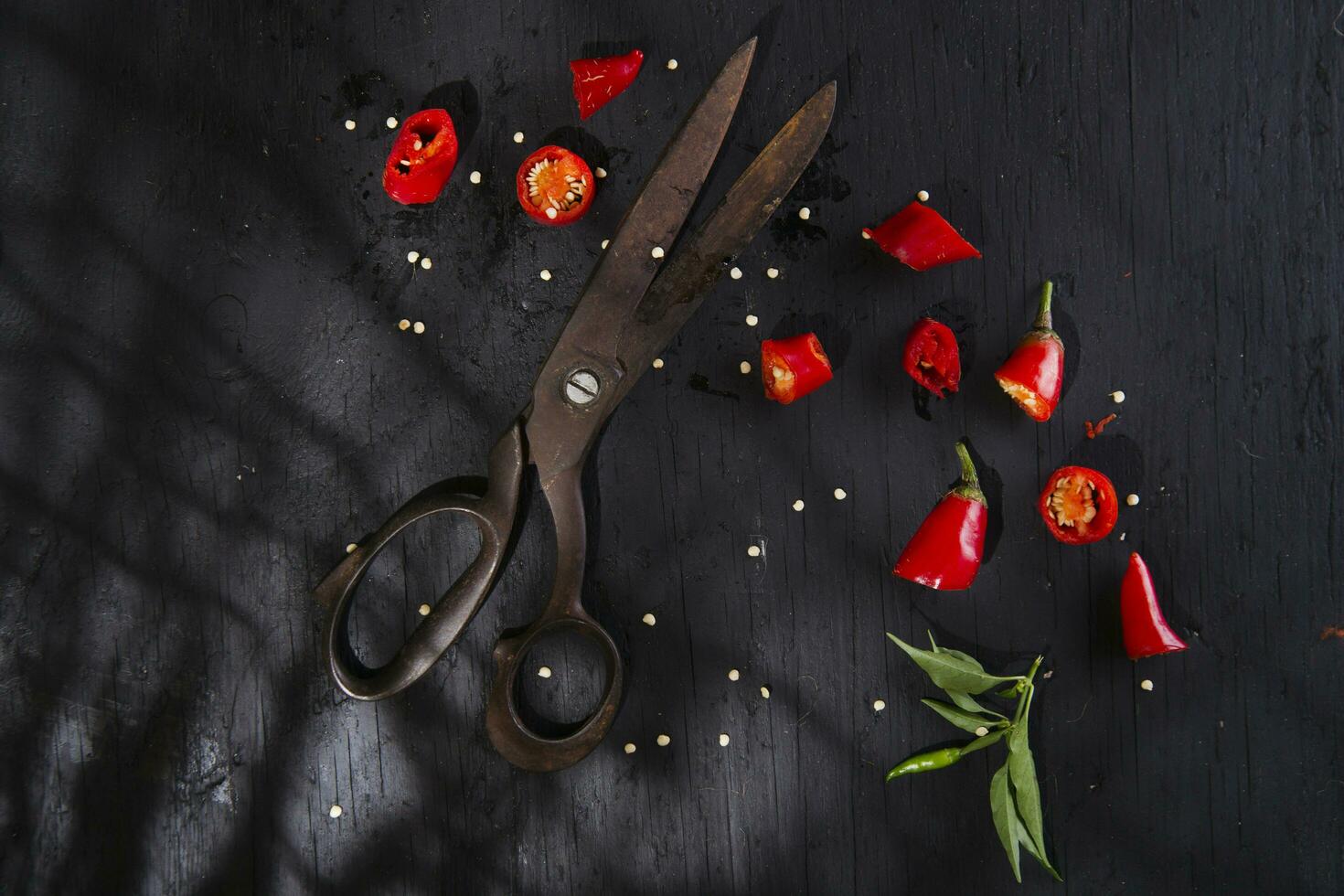 Cut the red pepper photo