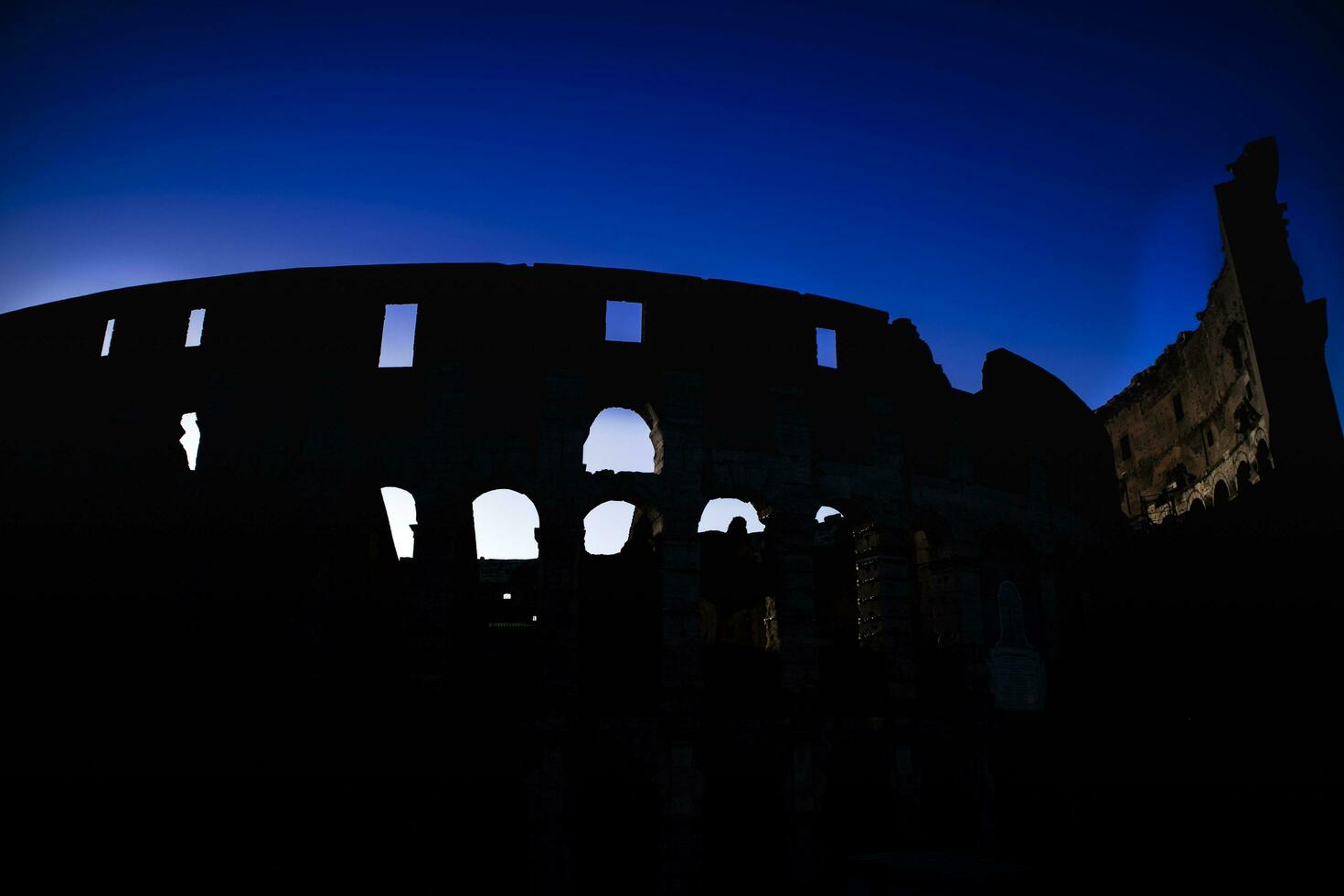 Colosseum to the dawn photo