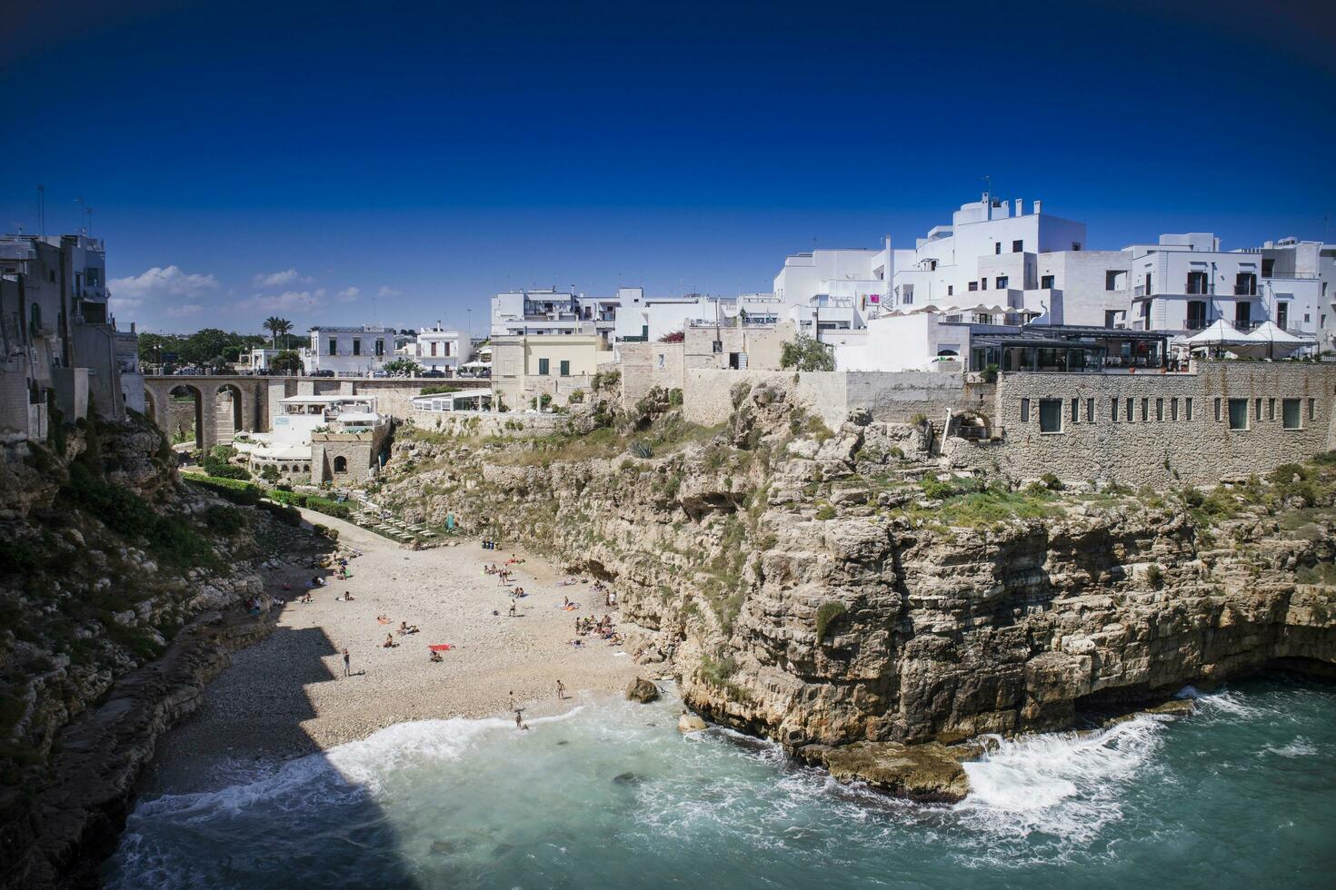 polignano un yegua bari Italia foto