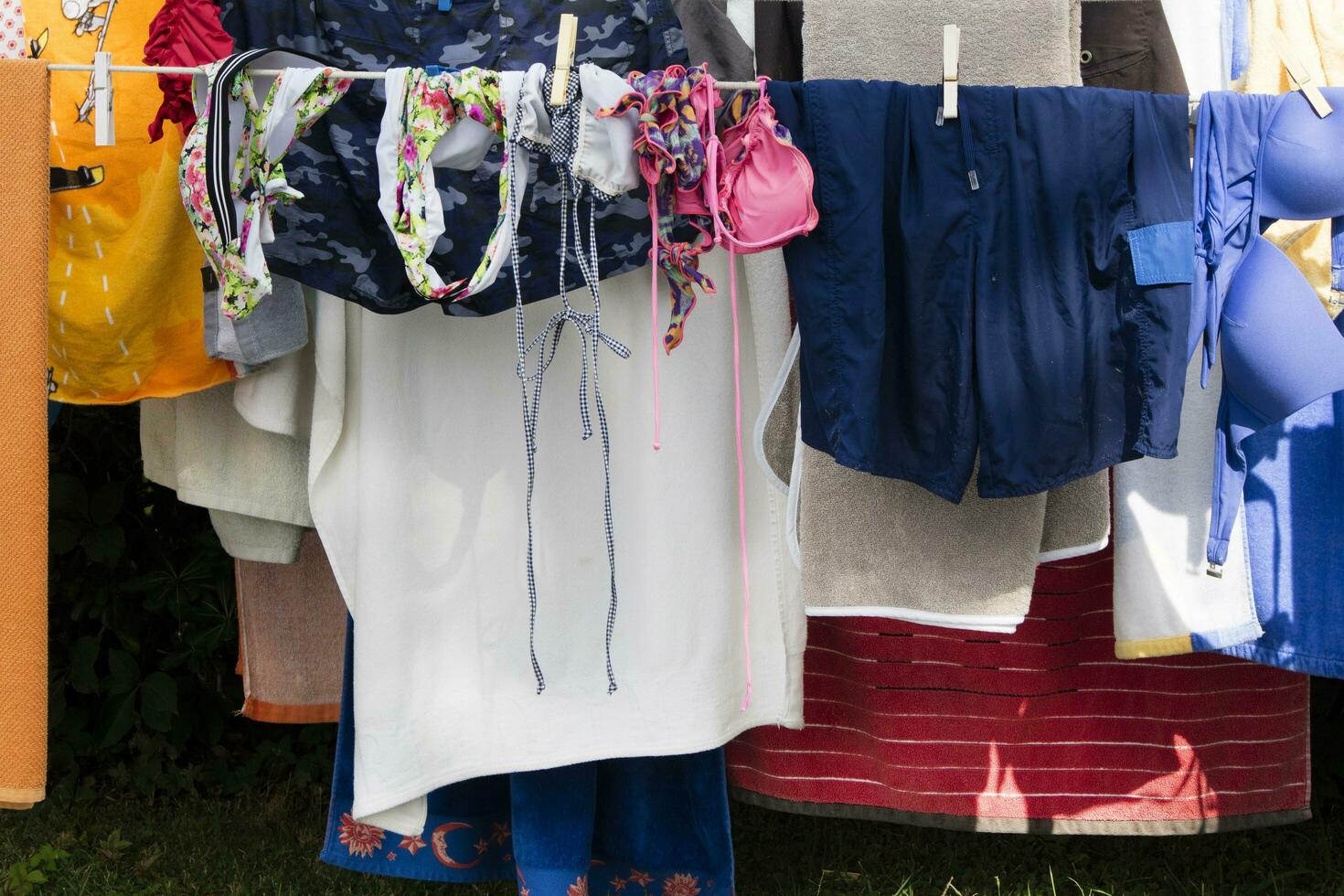 Linen to dry in the sun photo