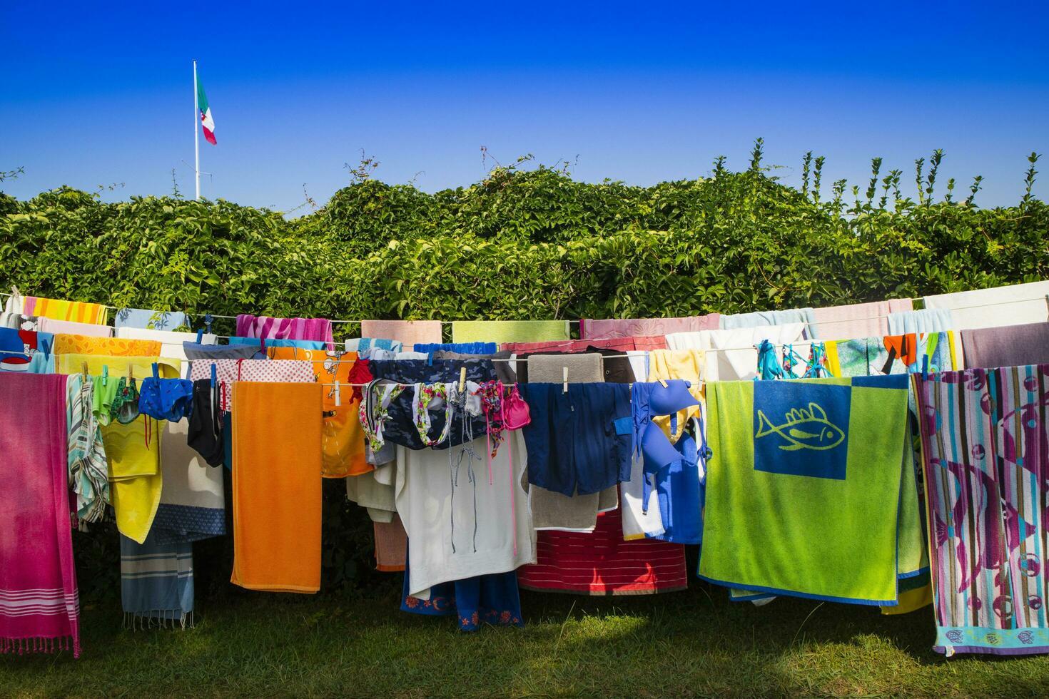 Linen to dry in the sun photo