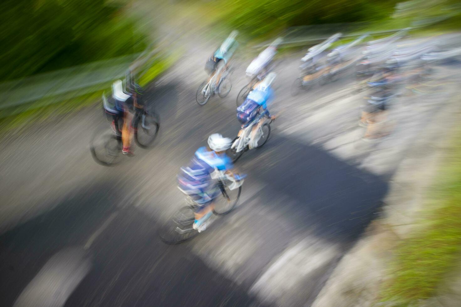 la carretera ciclismo carrera foto