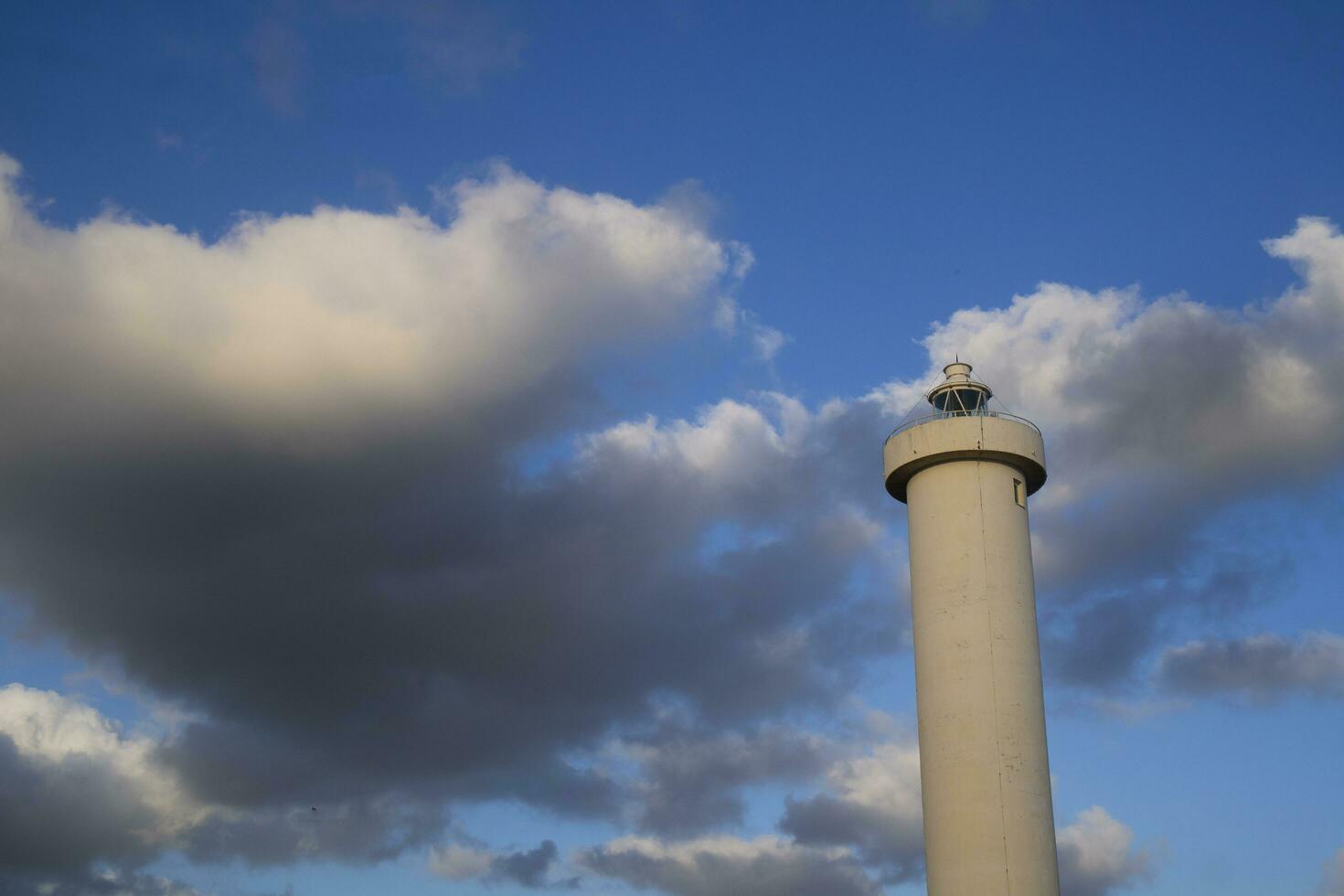 el faro en el Puerto de viareggio toscana Italia foto