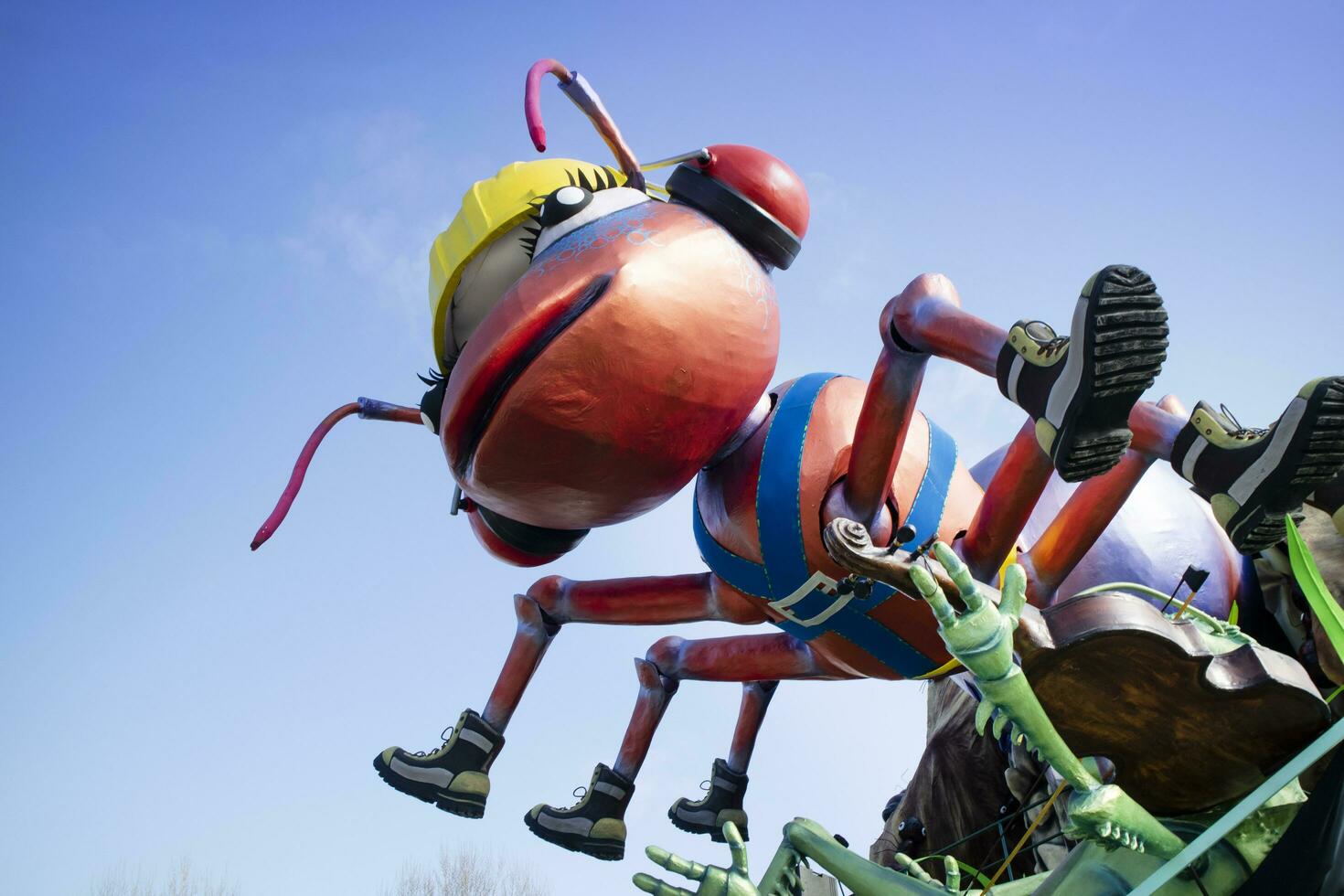 el papel maché mascaras de el viareggio carnaval foto