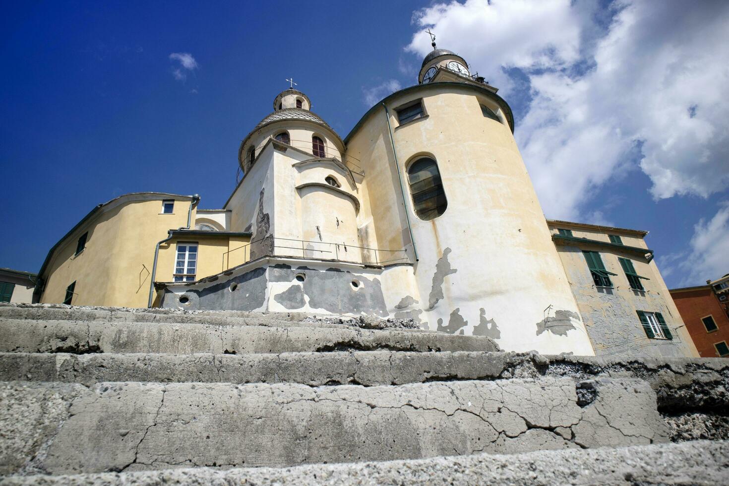 el católico Iglesia de camuflaje Génova Italia foto