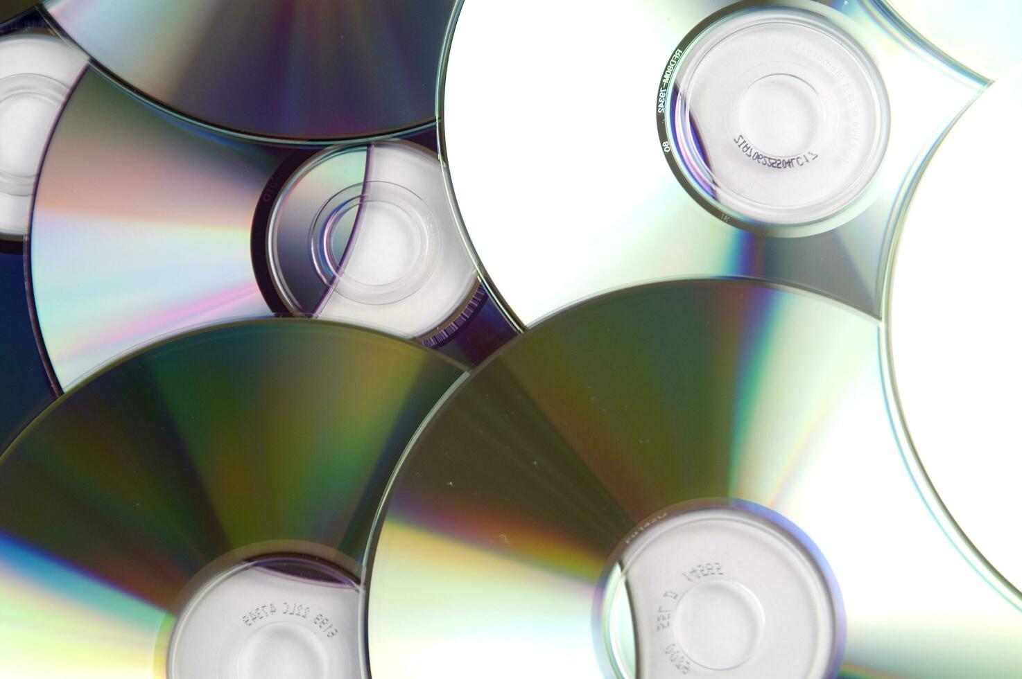 many cd's are arranged in a circle photo