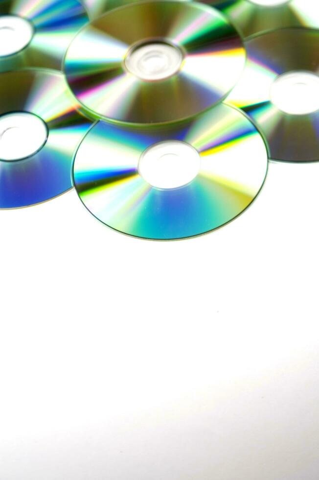 many cd's are arranged in a circle photo