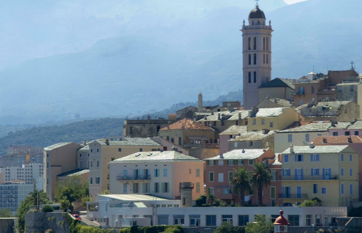 fotográfico ver de el ciudad de bastia Francia foto