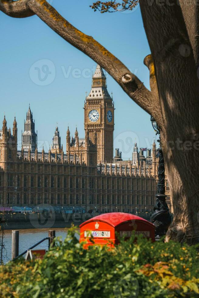 grande ben y Westminster puente en Londres foto