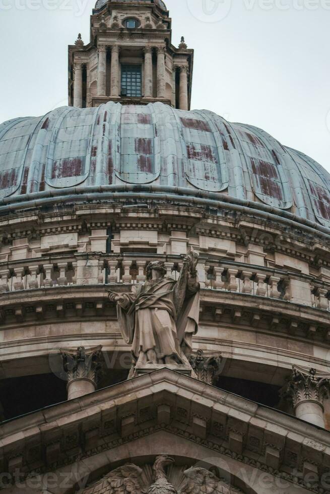 St Paul Cathedral in London, UK photo