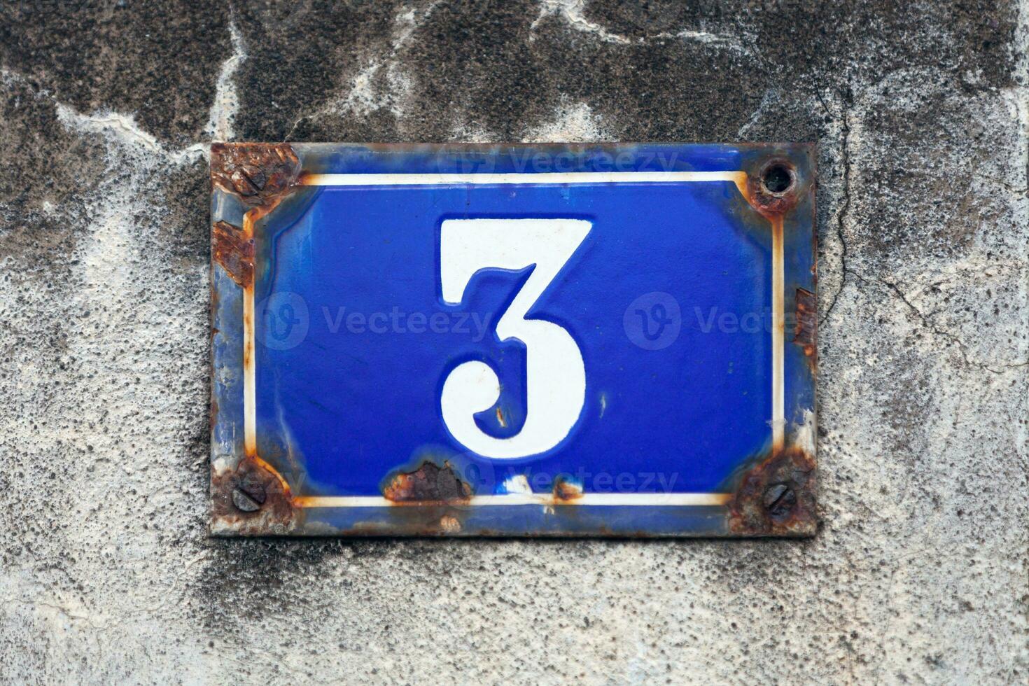 Number 3 - House number plate photo