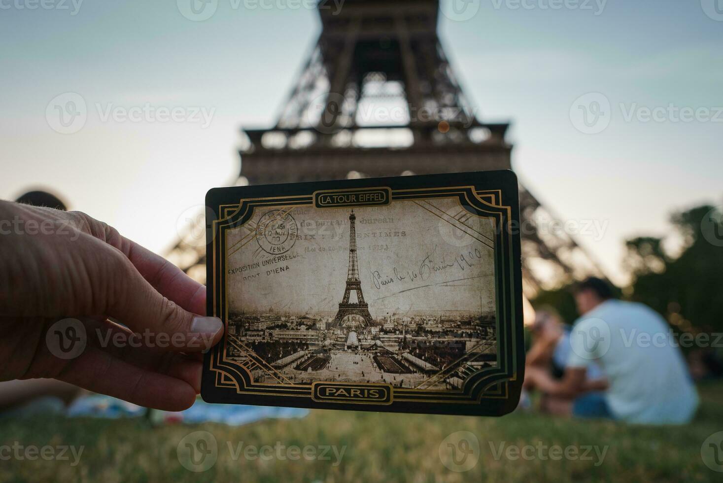 Joyful Display of Vintage Eiffel Tower Photo