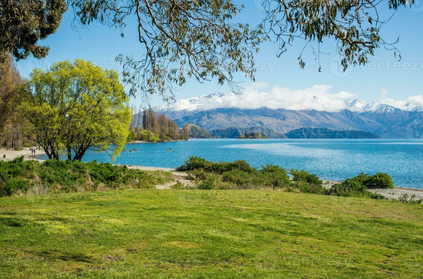Scenery view of the lake Wanaka the fouth largest lake in New Zealand