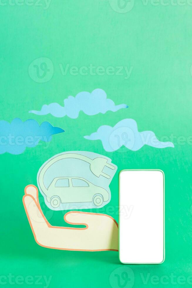 verde eléctrico coche papel cortar eco simpático concepto. foto