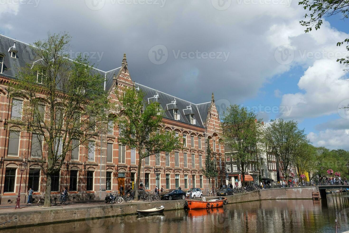 the dutch city Amsterdam photo