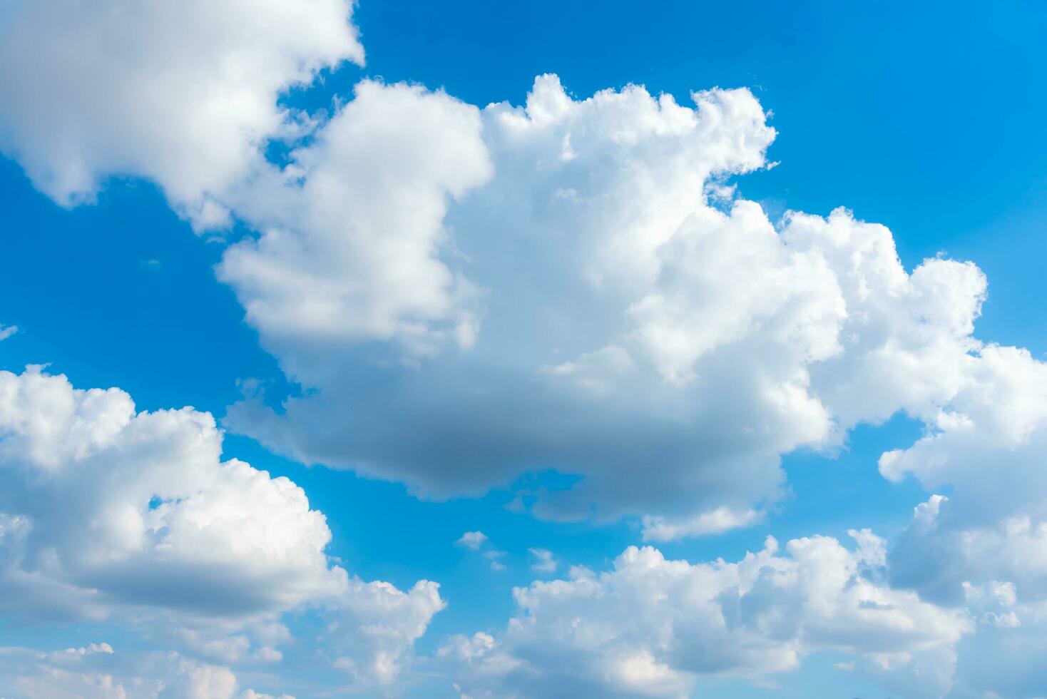 Beautiful cloud in blue sky. photo