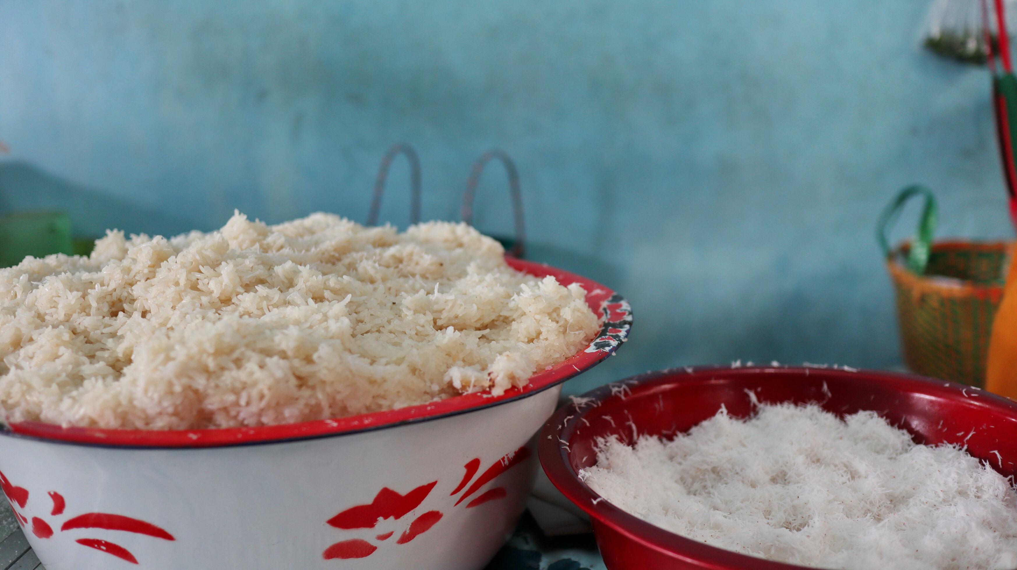 Indonesia traditional food, ketan bubuk or steamed glutinous rice