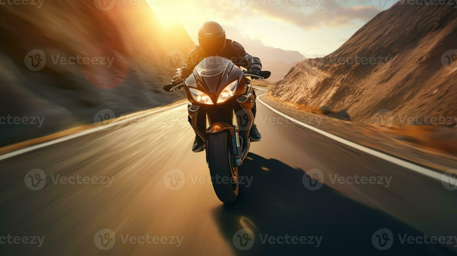 motocicleta jinete montando en el autopista la carretera. extremo deporte concepto. bicicleta carrera en pista foto