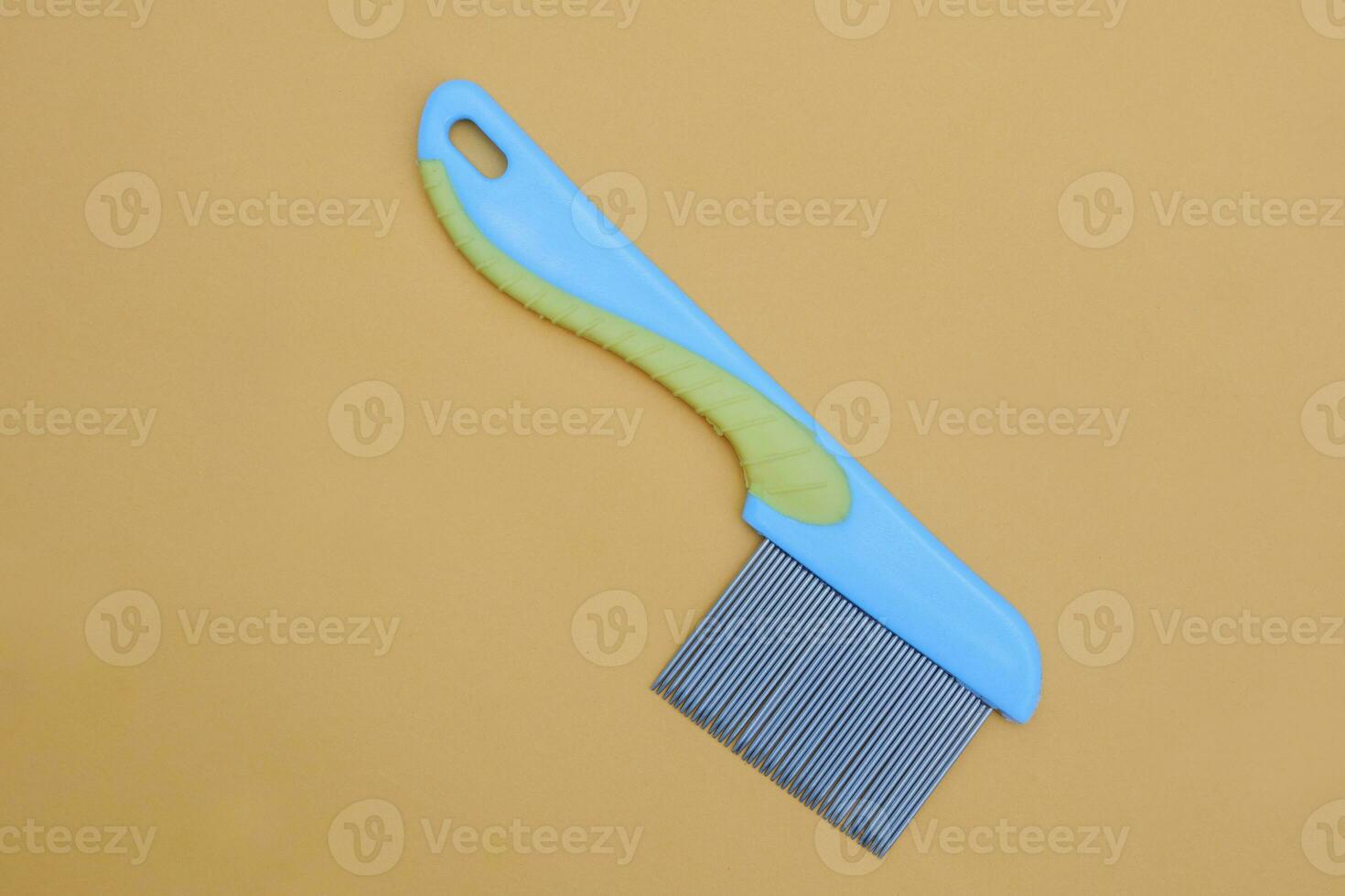 comb to clean head lice 27453263 Stock Photo at Vecteezy
