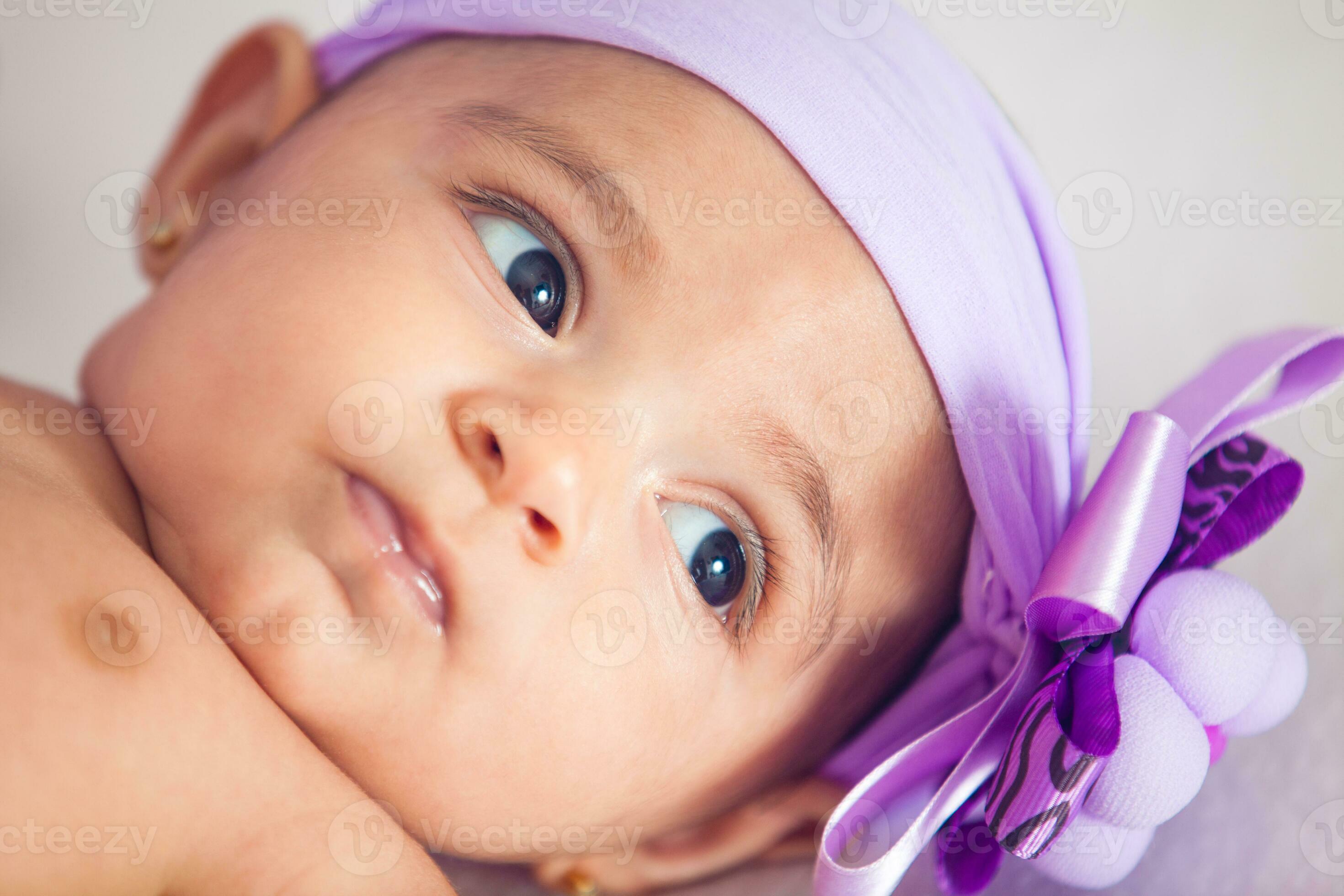 Portrait of a beautiful four months baby girl 27477977 Stock Photo at