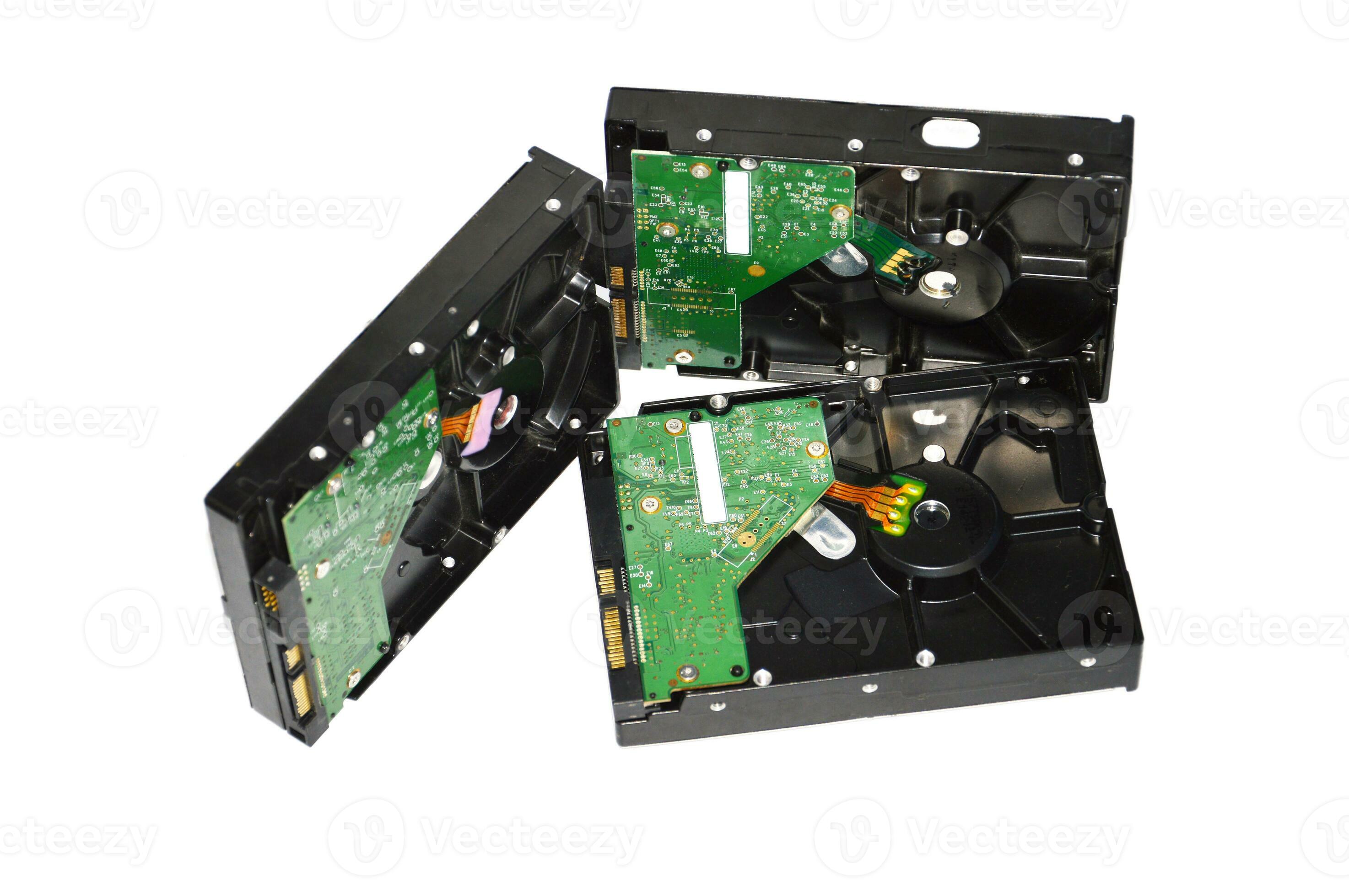 3.5 inch plattertype computer hard disk on a white background 27536976