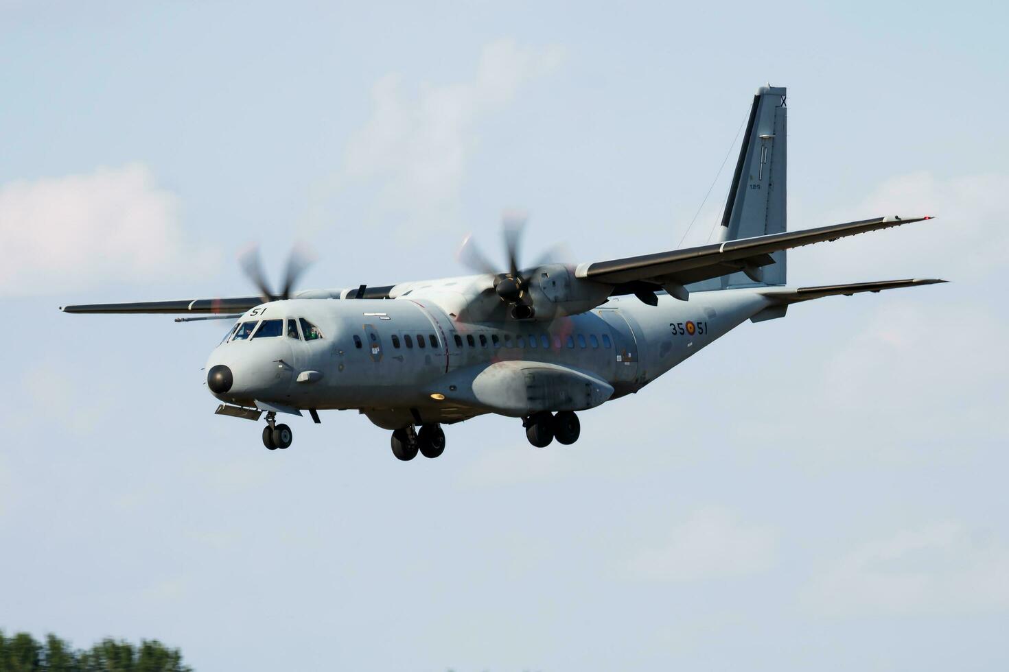 Español aire fuerza casa c-295 t21-13 transporte avión llegada para riat real internacional aire tatuaje 2018 espectáculo aéreo foto