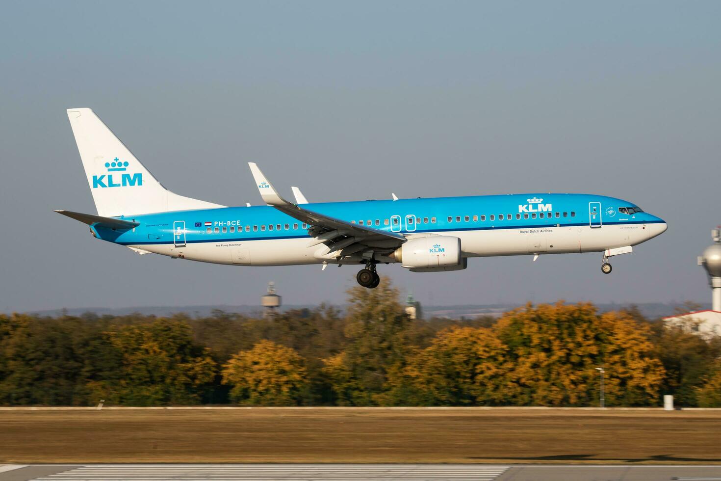 KLM Boeing 737-800 PH-BCE passenger plane arrival and landing at Budapest Airport photo