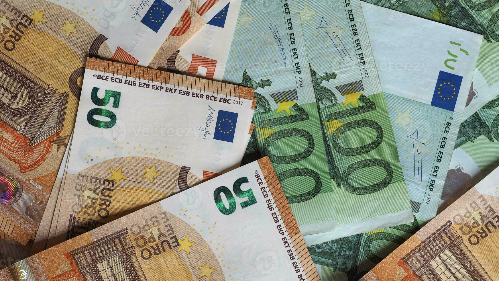 euro notes background photo