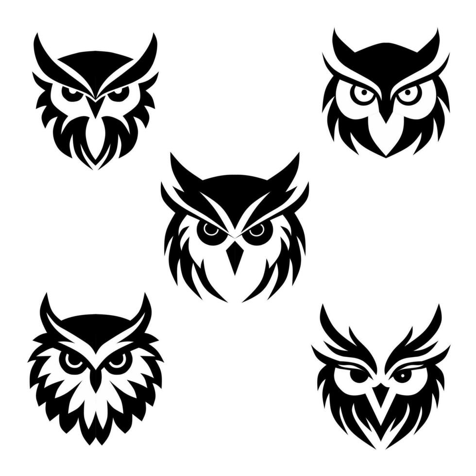 colección de cinco búho negro y blanco vector logos en un blanco antecedentes