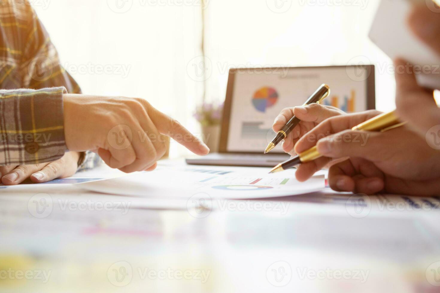 Businessmen team in conference room are introducing and consulting each other to make good business profits. concept of mentoring and consulting between investor to exchange knowledge. photo
