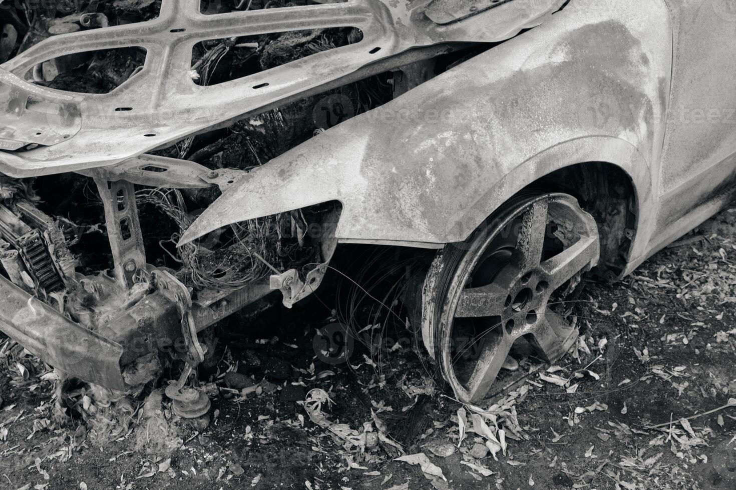 Skeleton of a burnt out car after an accident. 27729085 Stock Photo at