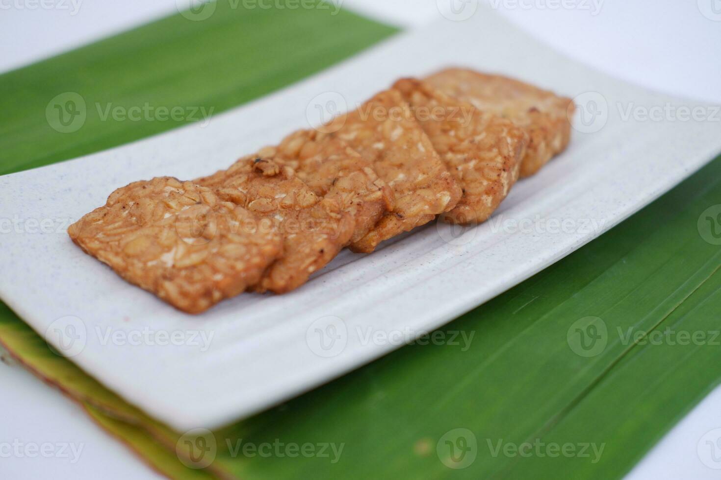 tempe goreng fried tempeh indonesian vegetarian food photo