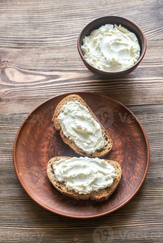 Toasts with cream cheese photo