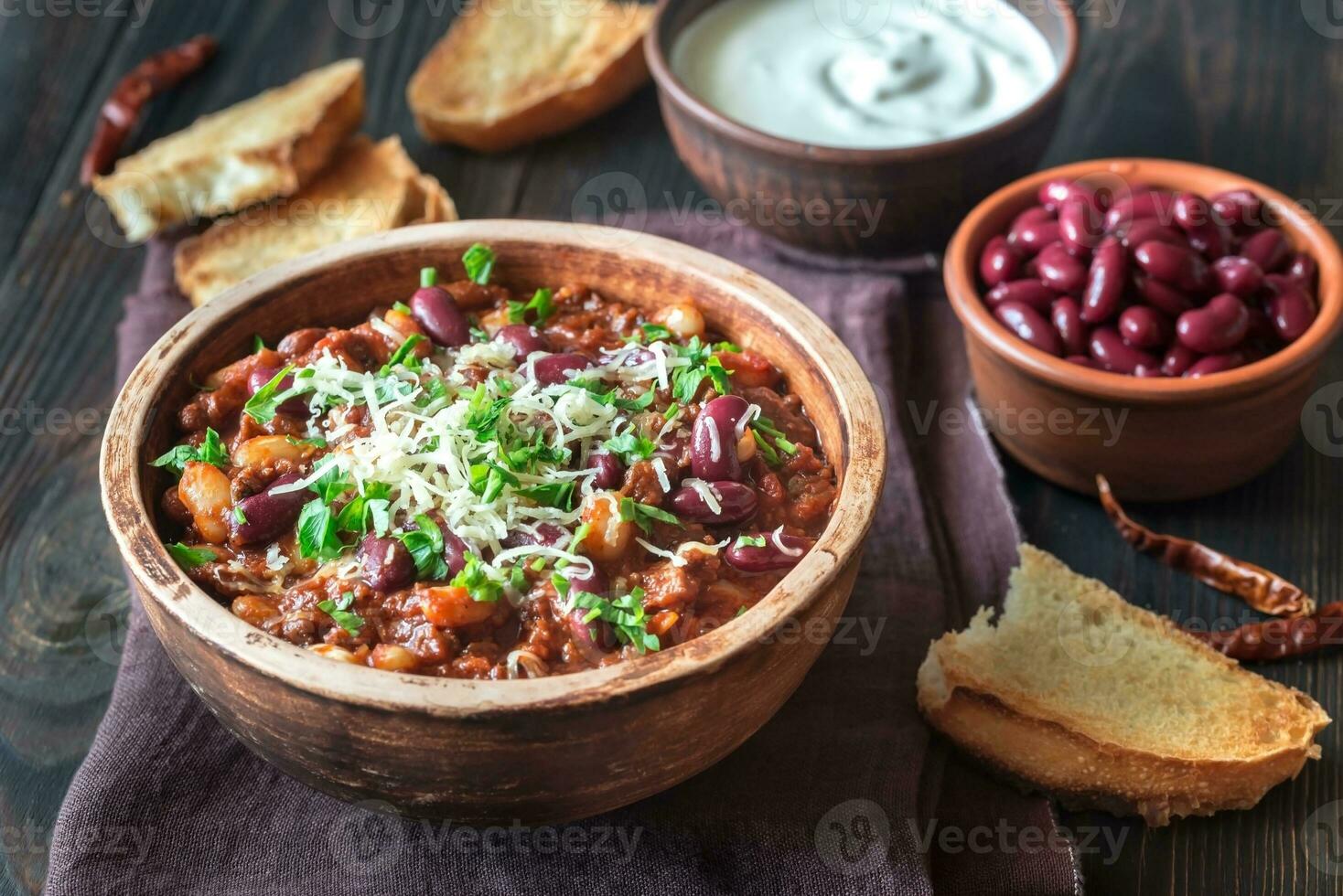 tazón de chile con carne foto