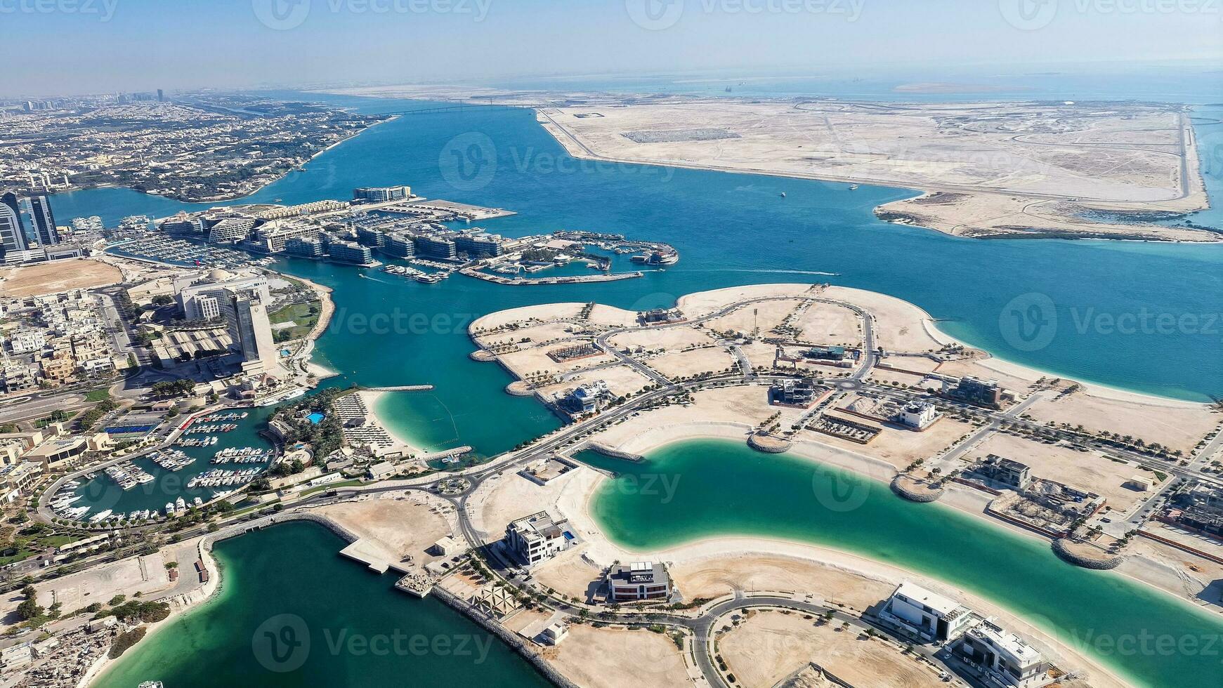 The greatest architectural attractions of Abud Dhabi, Qasr Al Watan and Sheikh Zayed Grand Mosque photo