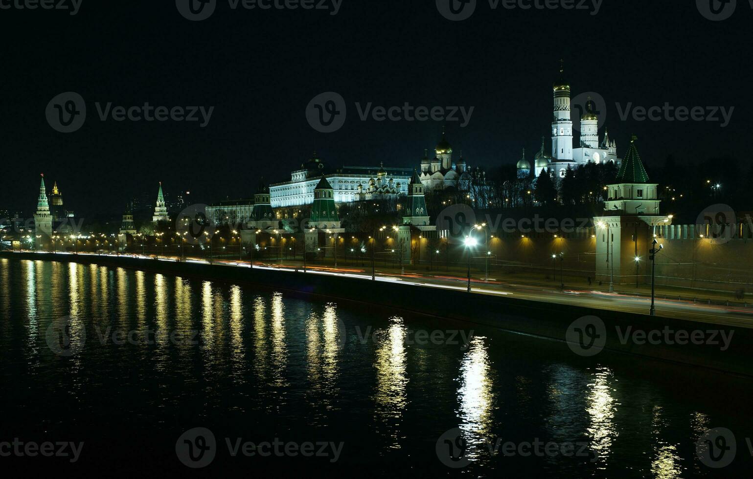 Moscow Kremlin at night photo