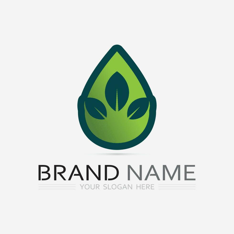 Gardening logo with shovel icon and tree with green leaves logo template. vector