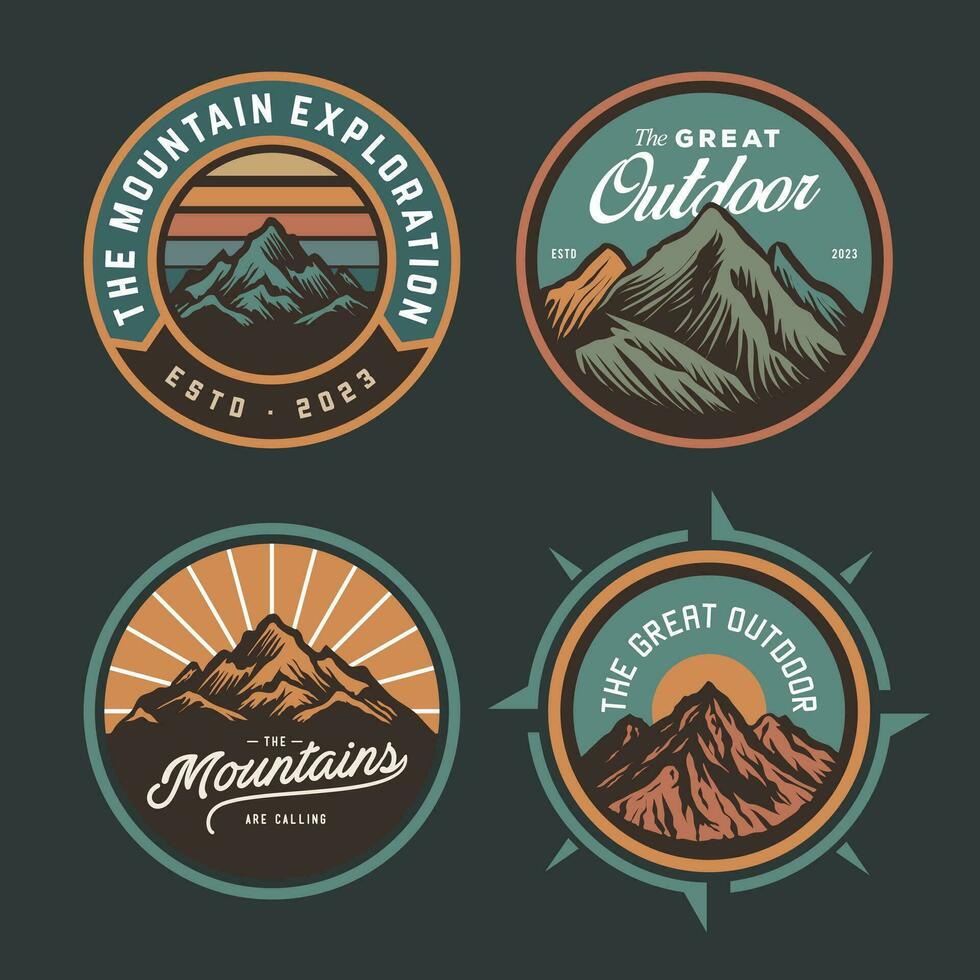 conjunto colección de aventuras Insignia diseño. montañas conjunto etiquetas. montañismo, escalada, excursionismo vector ilustración. cámping emblema logo con montaña en retro hipster estilo.