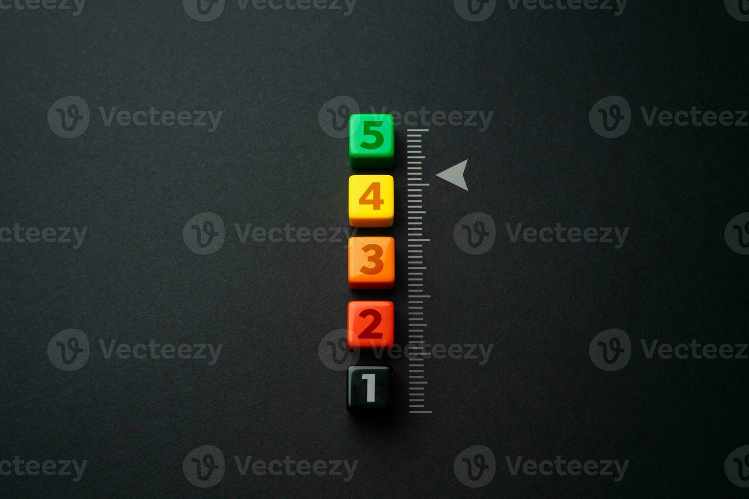 Score of 5 points. Five steps. Stages of readiness. Performance and efficiency. Plan development. Set tasks, prioritize. Going for a new level. Guidance. Complication, expansion. photo