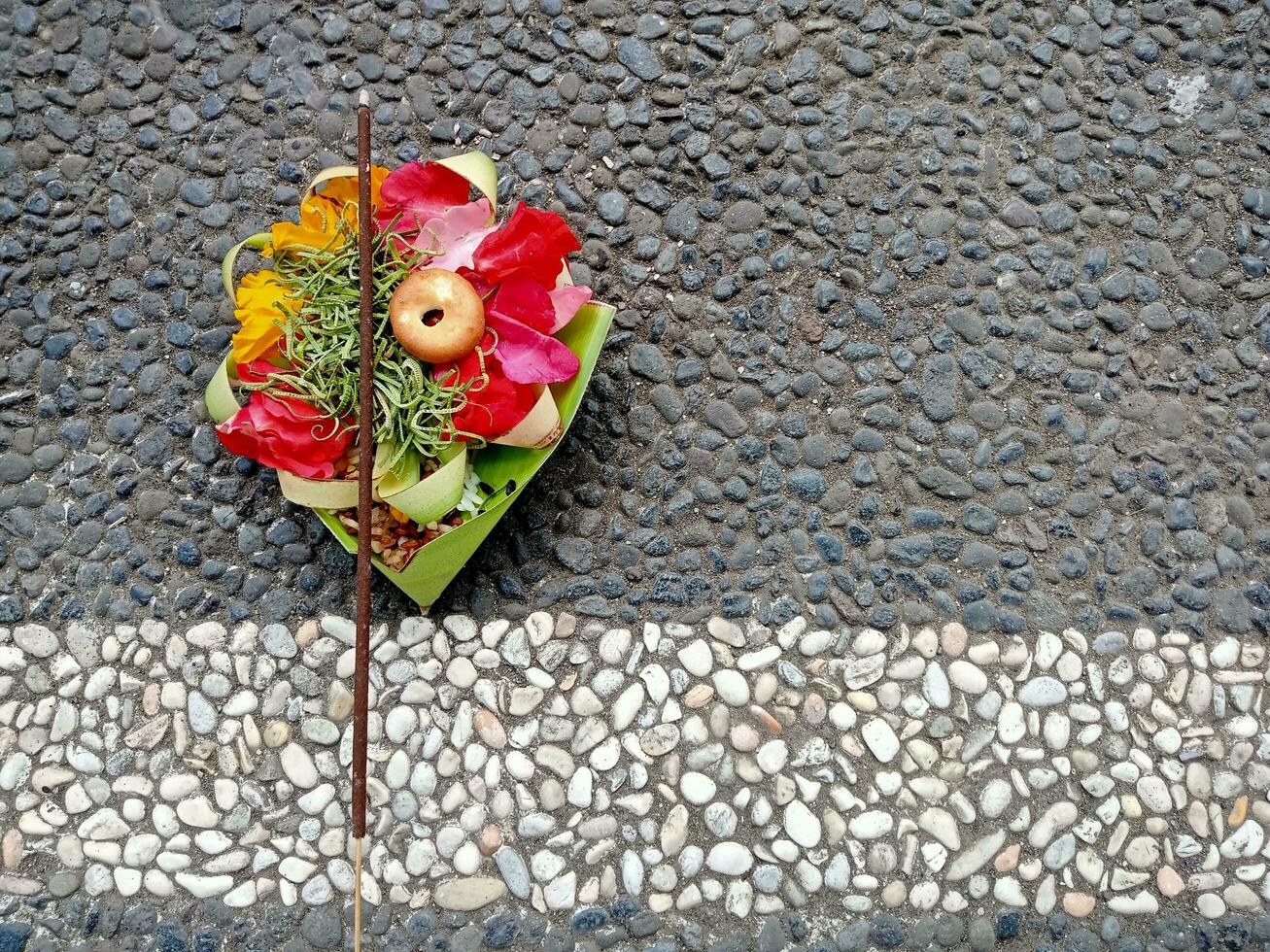 A close up photo of offerings offered by Hindus in Bali is a culture that has existed since ancient times, to praise human gratitude to God