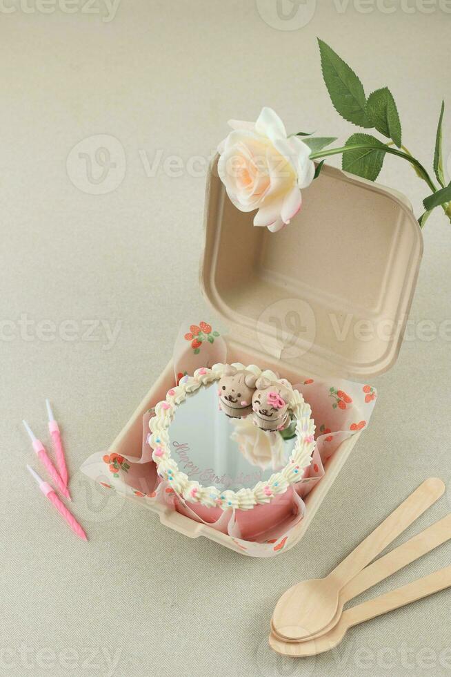 Mirror Lunch Box Korean Cake for Birthday or Valentine photo