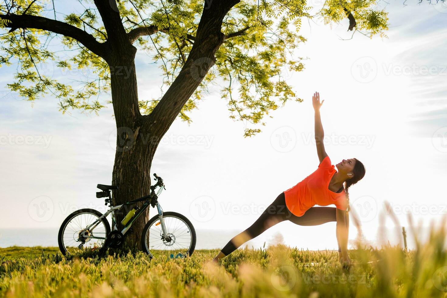 woman doing sports in morning photo