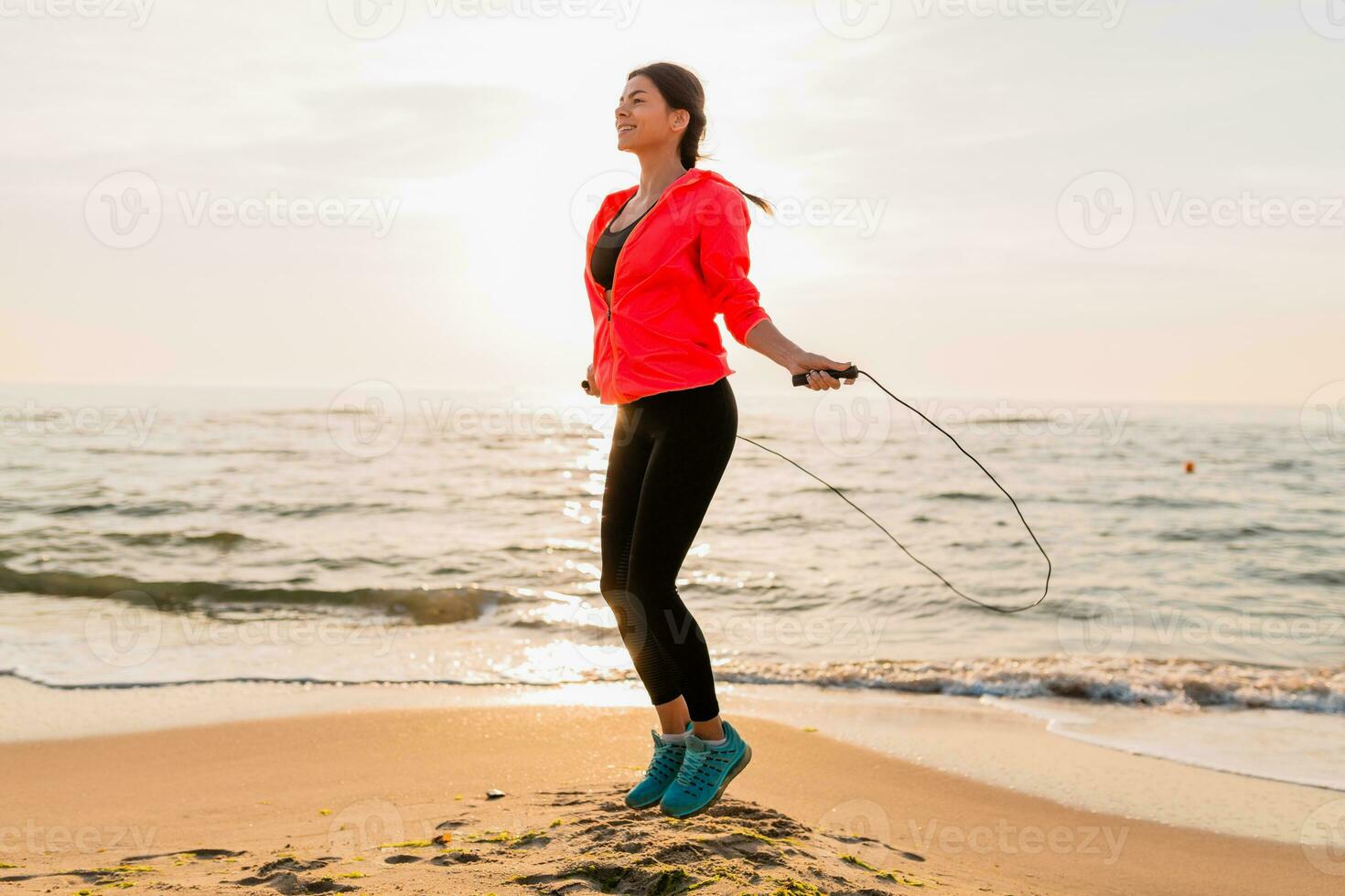 mujer haciendo Deportes en Mañana foto