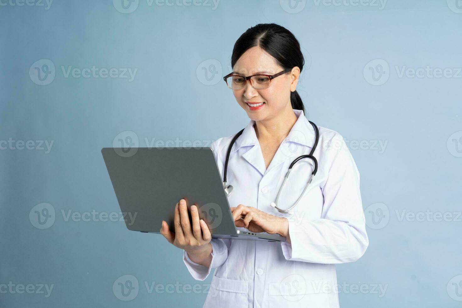 portrait of a female doctor photo