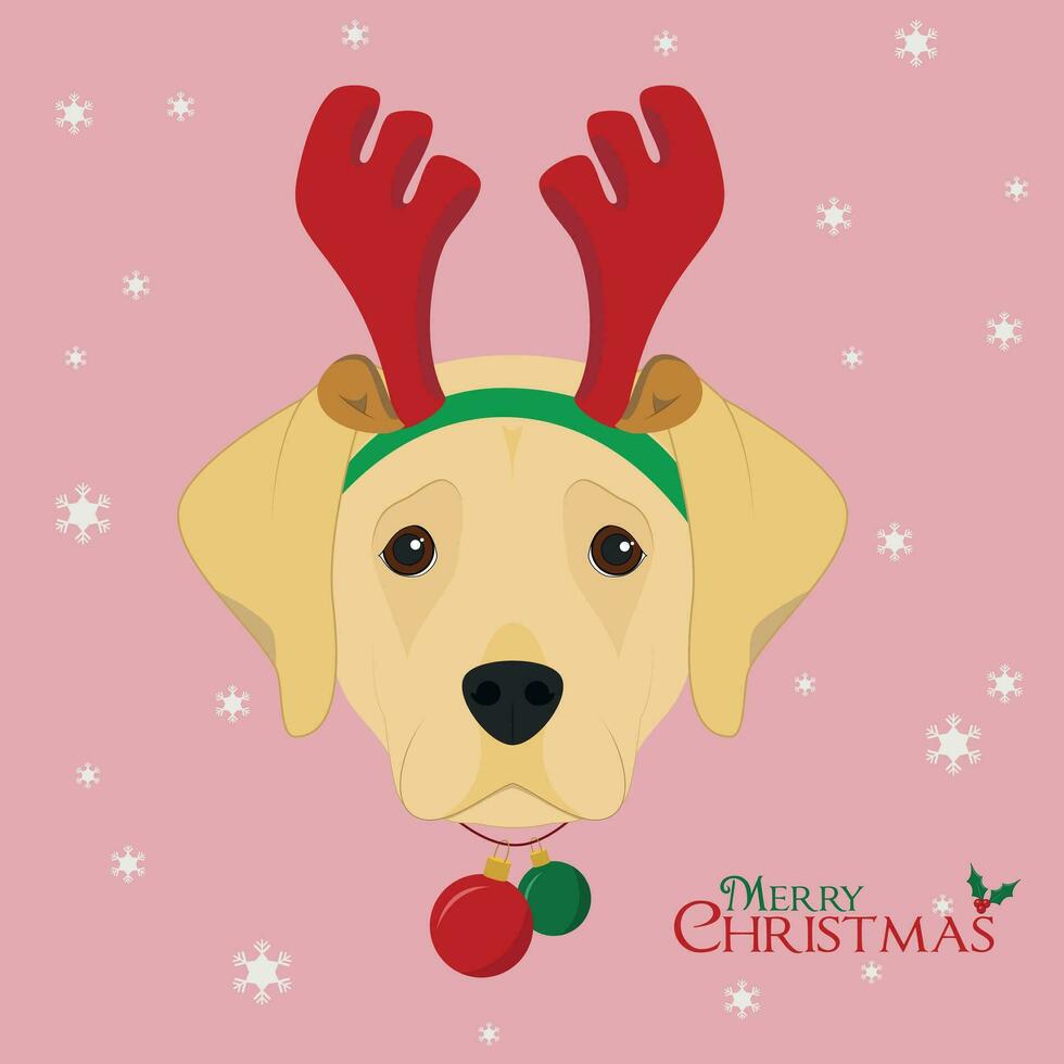 Navidad saludo tarjeta. Labrador perdiguero perro con reno cuernos y Navidad juguete pelotas vector