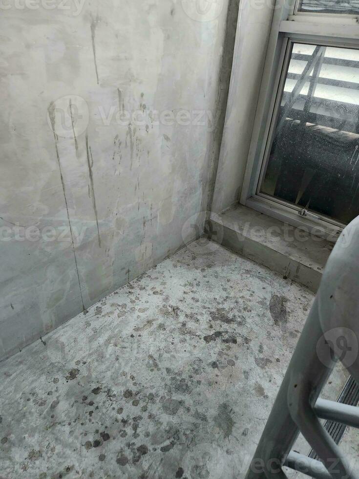 old abandoned building in the city photo