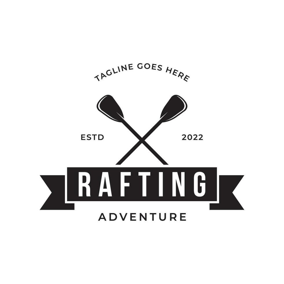 retro Clásico hipster elemento logo modelo canotaje o kayak con montañas y bosque.logo para canotaje club, deportes, aventura y insignia. vector