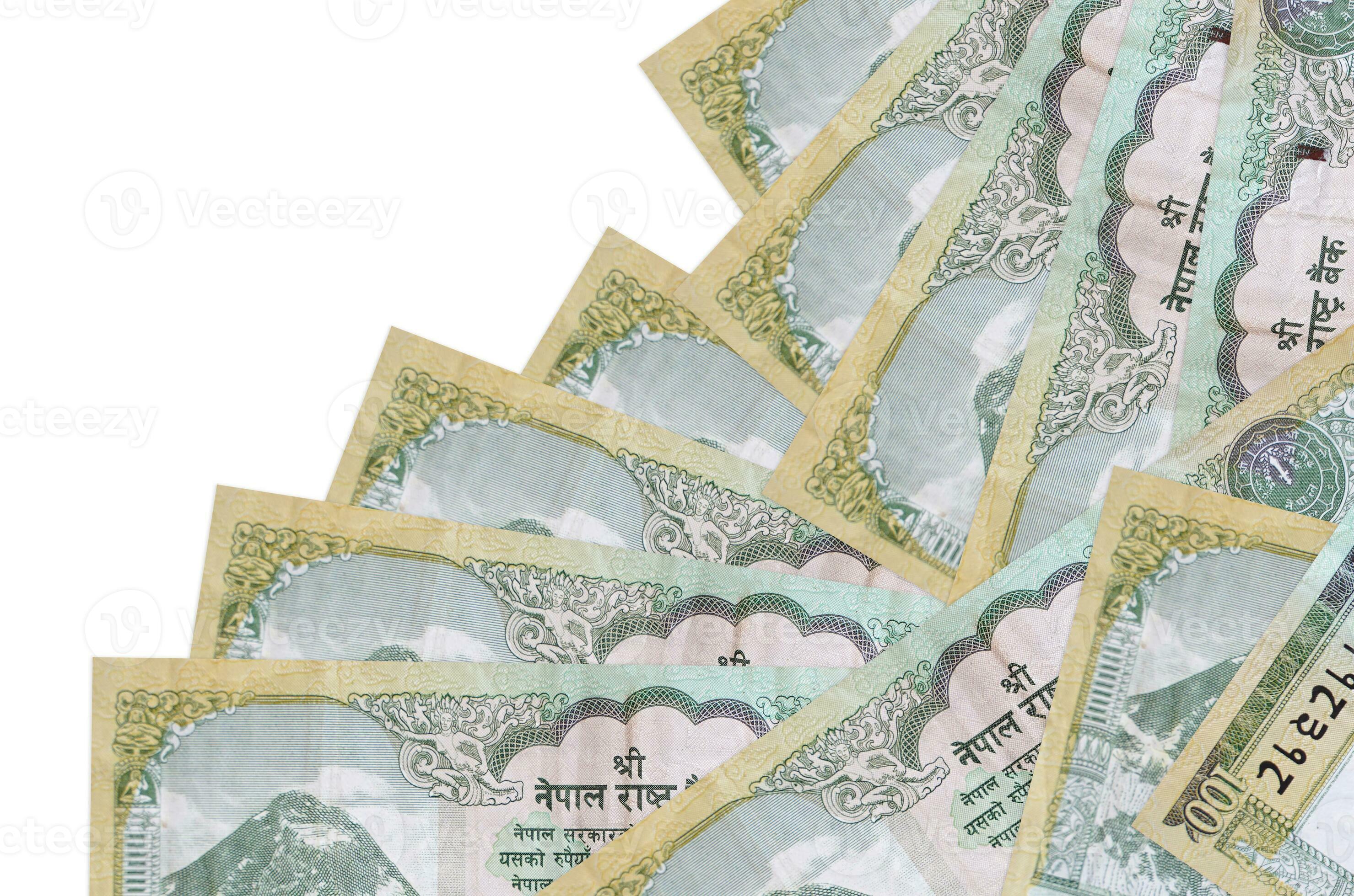 Los Billetes De 100 Rupias Nepalesas Se Encuentran En Un Orden los-billetes-de-100-rupias-nepalesas-se-encuentran-en-un-orden