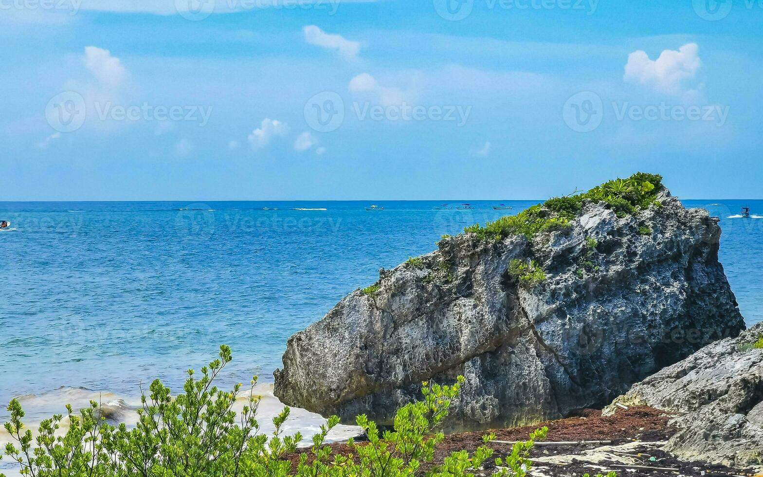 paisaje marino natural vista panorámica tulum ruinas sitio maya templo méxico. foto